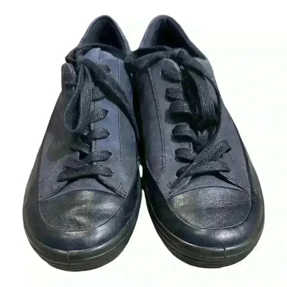 Ecco Suede and Leather Sneakers, Navy 5.5 - Picture 1 of 6